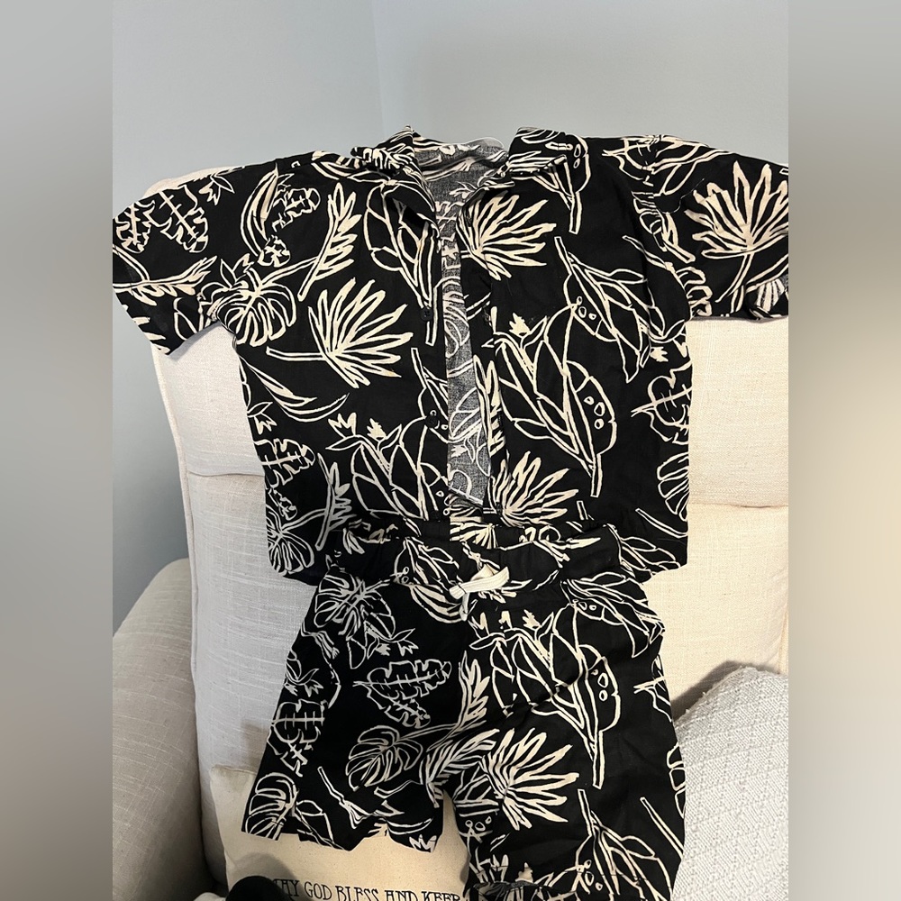 H&M Matching linen top and shorts set for toddler (2T)